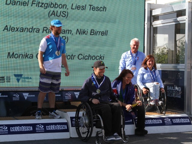 Monika Gibes i Piotr Cichocki na podium razem z dwoma innymi zespołami: z Austrii i Wielkiej Brytanii