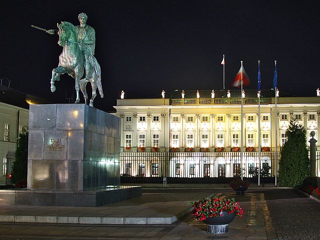 Pałac Prezydencki nocą
