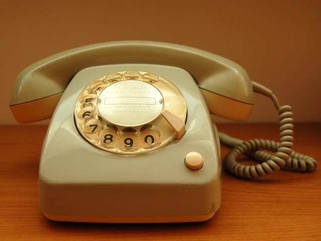 aparat telefoniczny z lat 80tych
