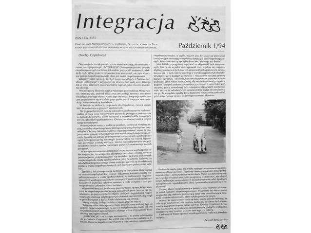 pierwszy numer magazynu Integracja - czarnobiały, okładka jest od razu tekstem, podzielonym na dwie kolumny tekstowe