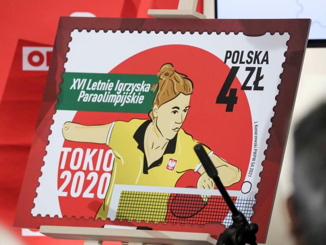 znaczek pocztowy z podobizną Natalii Partyki
