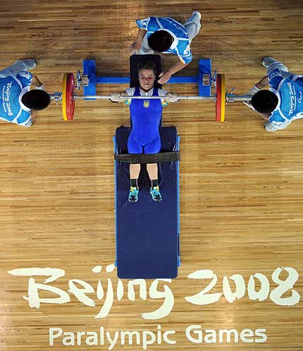 Na zdjęciu: Lidiya Solovyova, złota medalistka w wyciskaniu sztangi leżąc w kategorii 40kg grupa A. Fot. Xinhua/EastNews