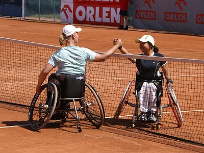 Na zdjęciu: tenis ziemny na wózkach