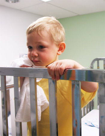Zdjęcie: dziecko w szpitalu